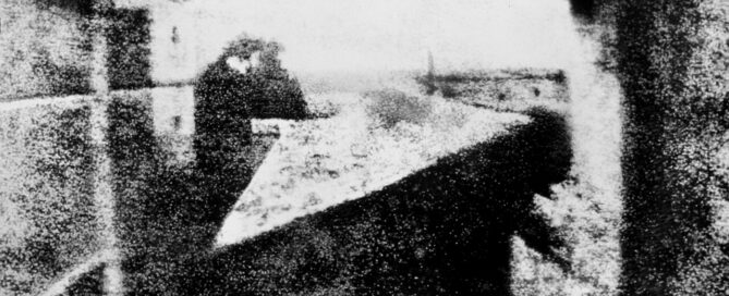 La prima fotografia della storia: “Point de vue du Gras” di Niépce